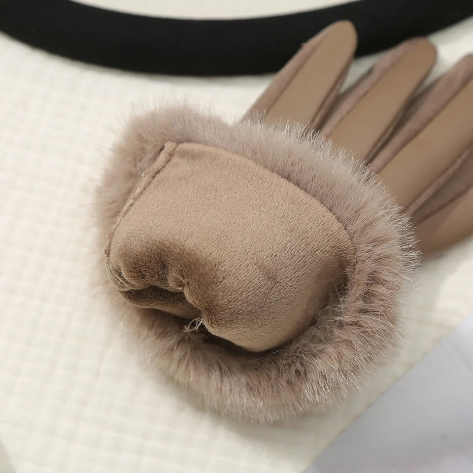 New Leather Fashionable Soft Gloves for Women Artificial Fur Cuffs Winter Warm Touch Screen Gloves Elegant Waterproof Gloves